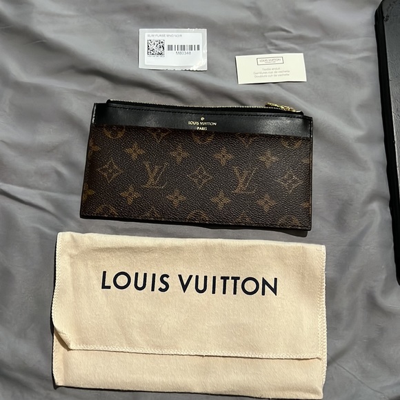 Louis Vuitton “Authentic”
Slim Purse Wallet Monogram Canvas Brown - Picture 13 of 14